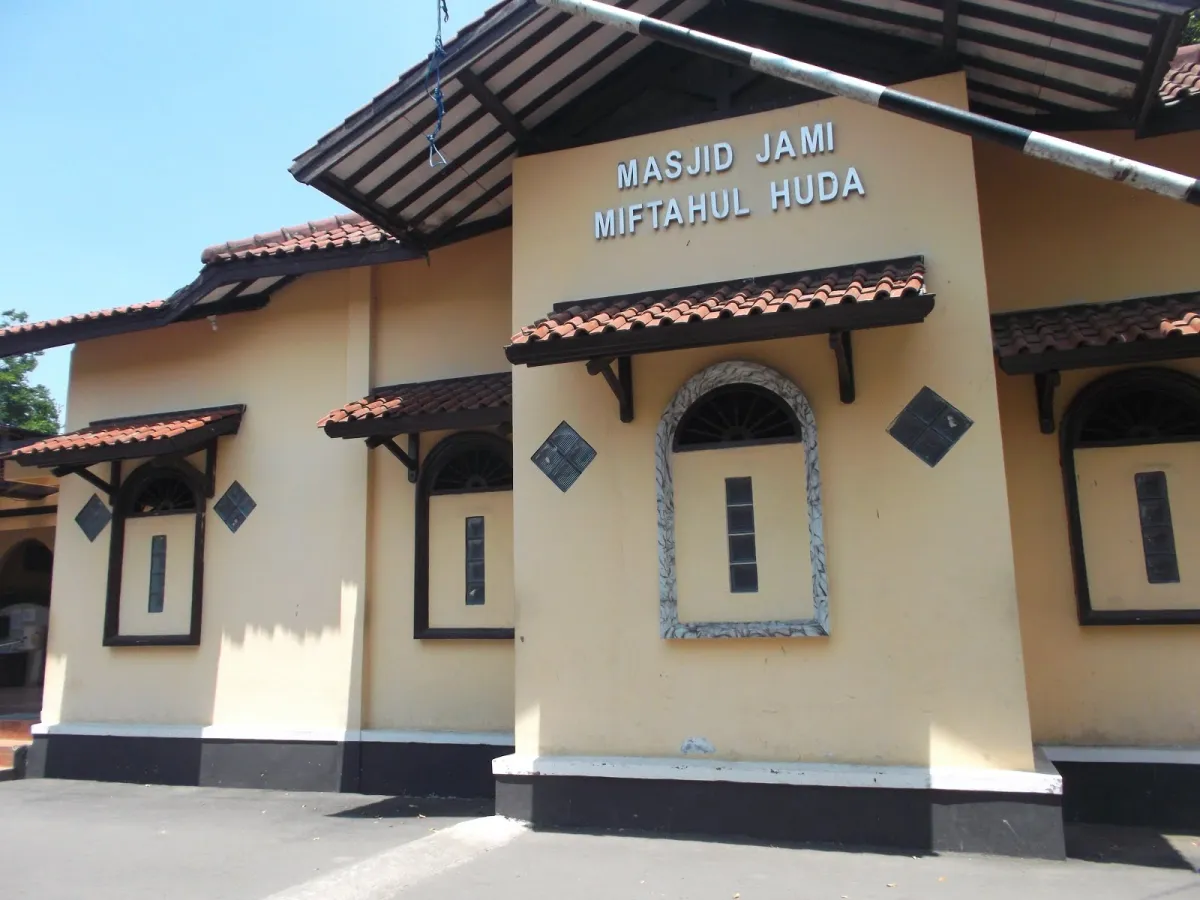 Miftakhul Huda: Tempat Beribadah yang Menjadi Kenangan di Cilacap